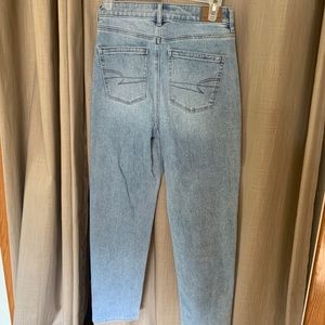American Eagle High Rise Mom Straight Stretch Jeans Sz 4